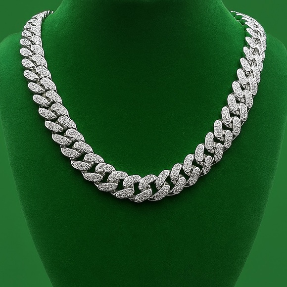Cuban Link Chain Necklace for Men and Women - Picture 1 of 6